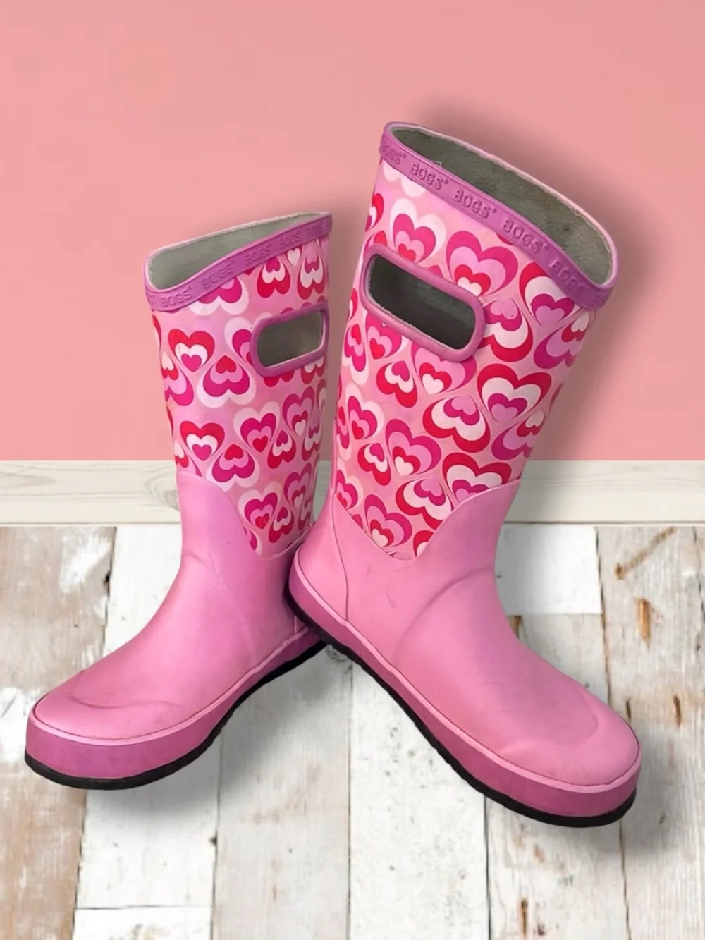 Bogs Girls Rain Boots Waterproof Pink Heart Size 3 VGUC ☔️